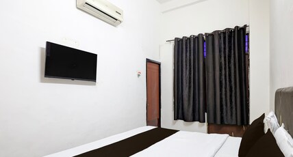 Hotel O by OYO Dariya Railway Station Formerly RR Villa Room Type - Deluxe