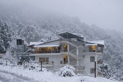 Dahabi Divine Himalayan Resort