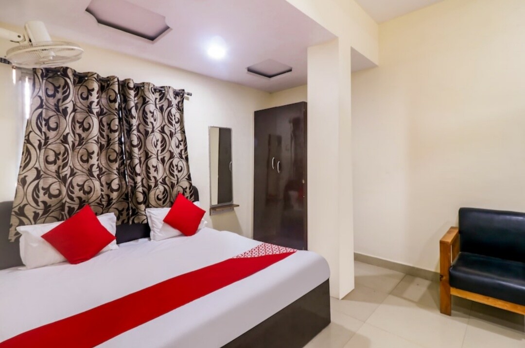 Hotel Kalash - Tap to explore photos