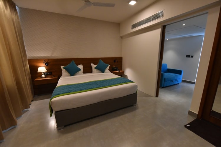 VIVID A BOUTIQUE HOTEL - Tap to explore photos