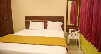 Sri Balaji residency Room Type - Deluxe room