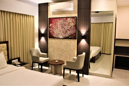 SAMBHABANA HOTEL & SUITES