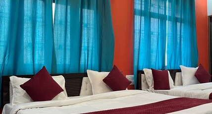 Hotel Arya Kulam Palace Room Type - Tripple Bed Room