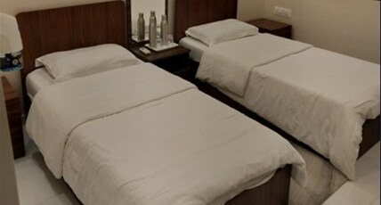Thermax Guest House - Dadar West, Mumbai Room Type - Bedroom 2