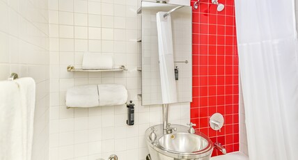 Paramount Times Square Room Type - Private 6 Bed Room