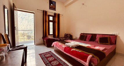 Shivraj Palace Room Type - Triple Sharing Room With Balcony