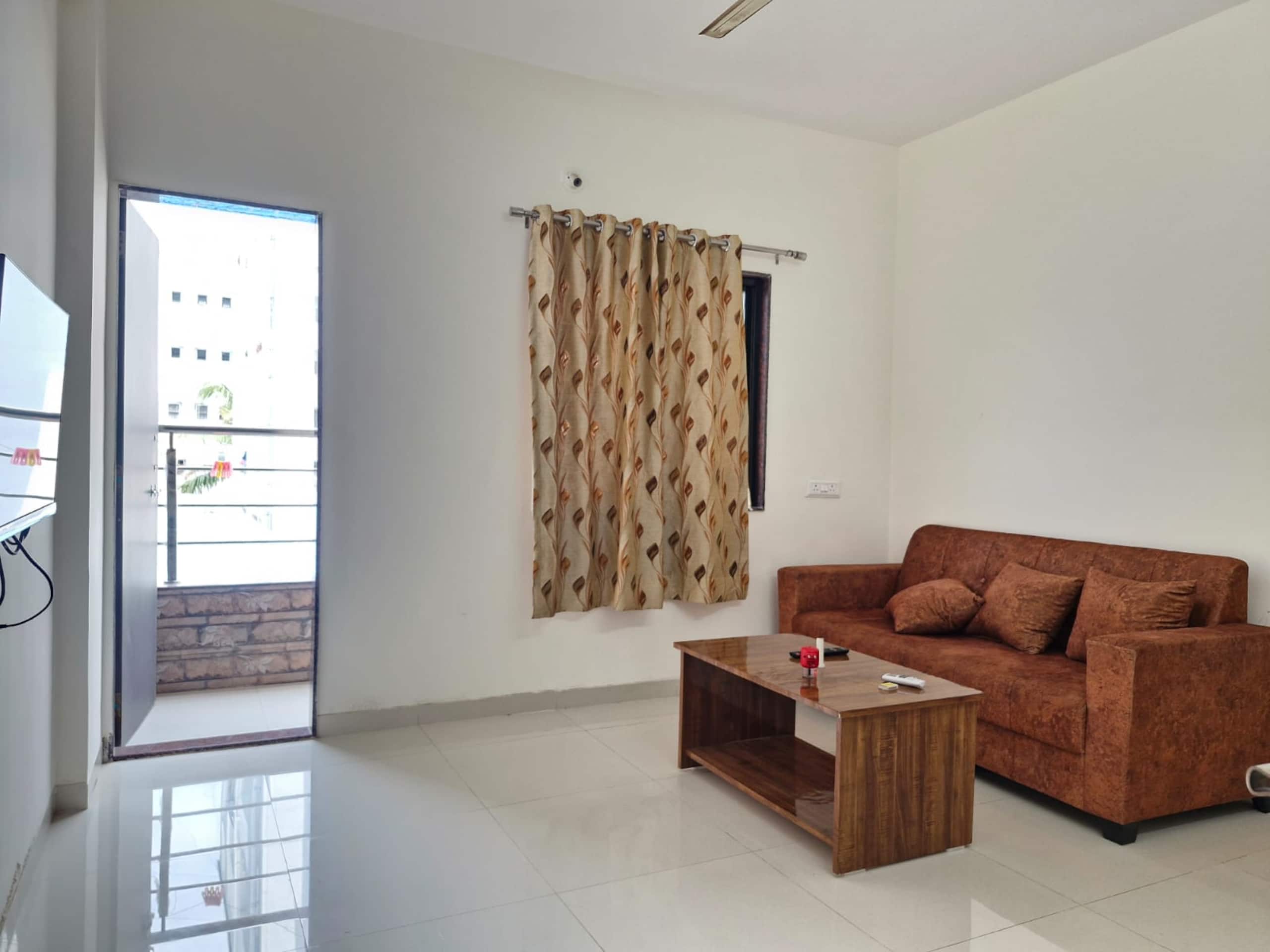 1BHK Comfy Stay 3 - Tap to explore photos
