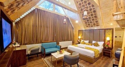The Himalayan Pearl Luxury Resort Room Type - Luxury Himalayan Room - Balcony (Gulmarg View) The Himalayan Pearl Luxury Resort Room Type - Luxury Himalayan Room - Balcony (Gulmarg View)