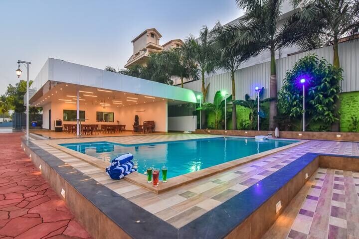 Lake family vibes 6BHK - Tap to explore photos