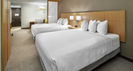 DoubleTree by Hilton Edmonton Downtown Room Type - 2 QUEEN BEDS W  SOFABED