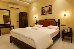 Address of TRIBHUVAN RESTAURANT HOTEL & RESORTS