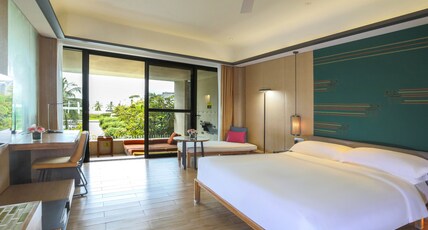 InterContinental Sanya Resort Room Type - 1 King Classic Garden View Outdoor Living Area InterContinental Sanya Resort Room Type - 1 King Classic Garden View Outdoor Living Area