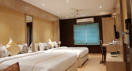 The Bridge Room Type - Family Room (Triple)