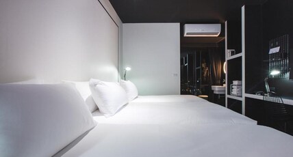 Blu Monkey Hub and Hotel Room Type - Deluxe Triple Room