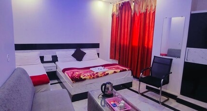 Hanuman Ji Guest house Room Type - Standard Family Room 209