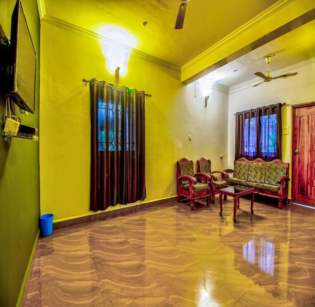 Candolim Glitter Sand Apartments - Tap to explore photos