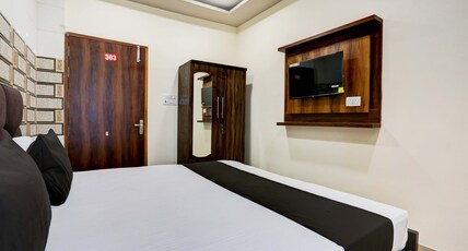 Hotel O M R Galaxy Room Type - Classic