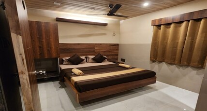Hotel Neelam Inn Room Type - Double Bed Economical AC Room