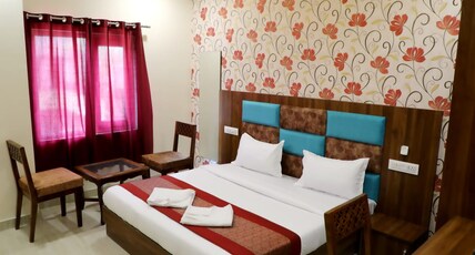 Hotel Royal Villa II Near Golden Temple Room Type - Standard Room