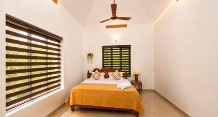 Rams Guest House Samudra Walk to Cliff, Odayam, Black Beach Varkala Room Type - Deluxe AC 101