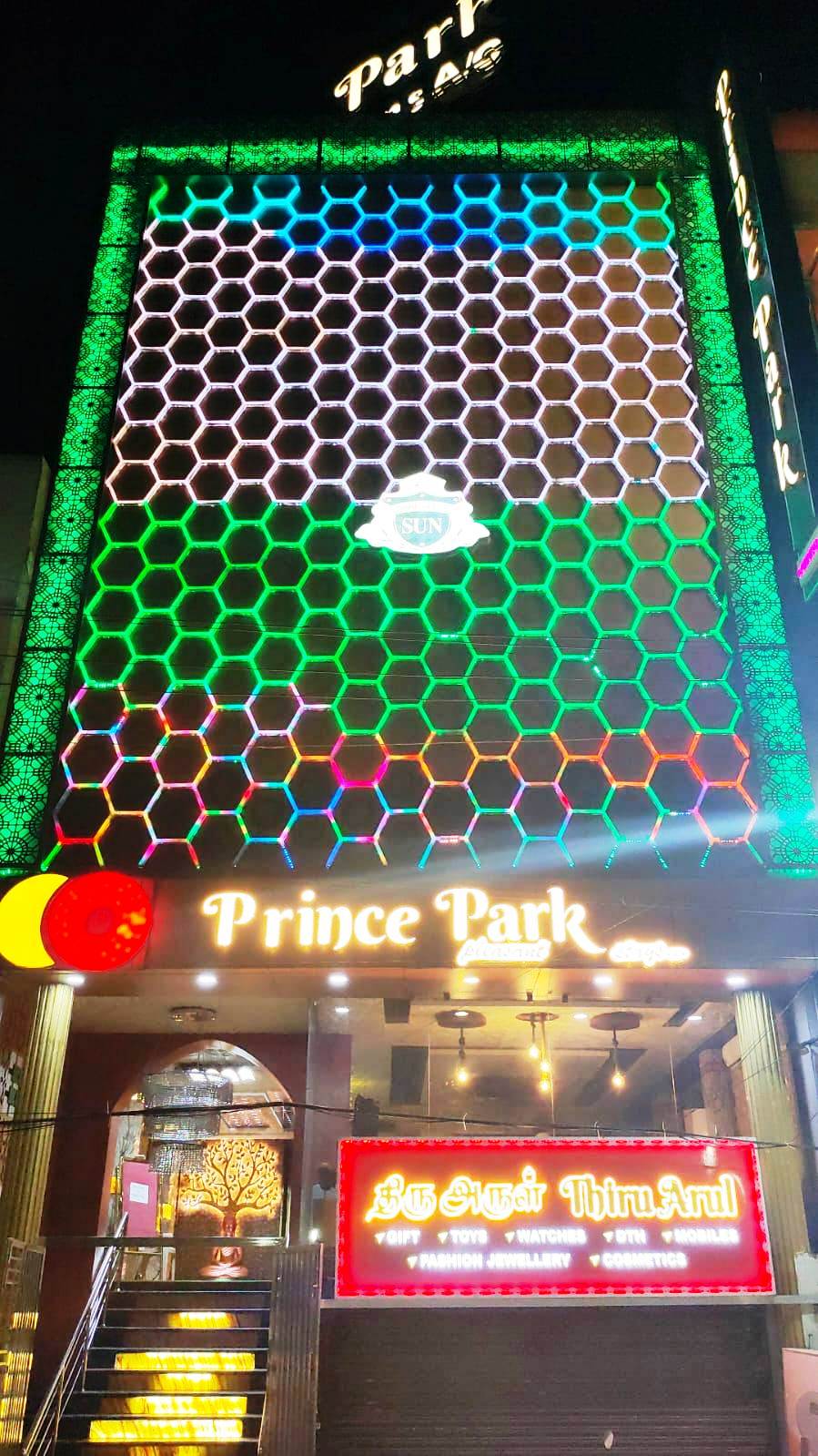 PRINCE PARK - Tap to explore photos