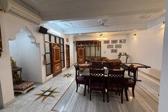 Address of Sanjeev & Jyotsnas Decent Homestay