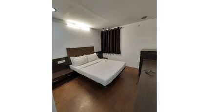 FabHotel Grand Suites Room Type - Deluxe Room
