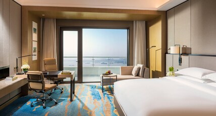 InterContinental WUHAN  Room Type - 1 King Classic River View