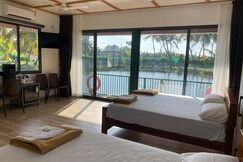 Ann s Aqua stay  Kochi