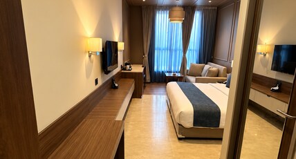 Hotel Ganapati Palace Room Type - Premium Executive Room Hotel Ganapati Palace Room Type - Premium Executive Room