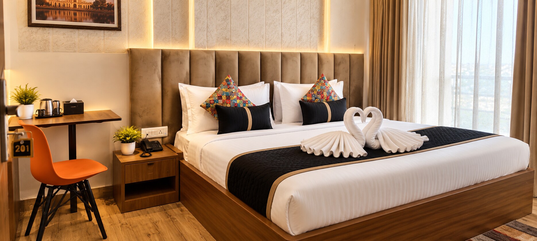 Hotel Yuvan Palace Agra - Tap to explore photos