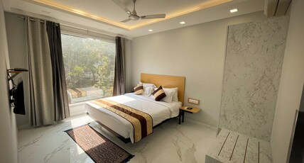 The Empire Rooms & Boutique Near Cyber City Gurgaon Room Type - Studio