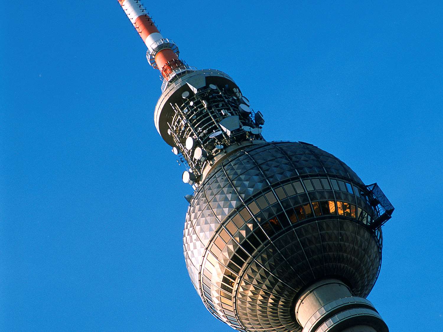 IBIS STYLES BERLIN MITTE - Tap to explore photos