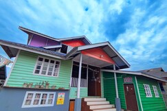 Accomoon valleyside homes