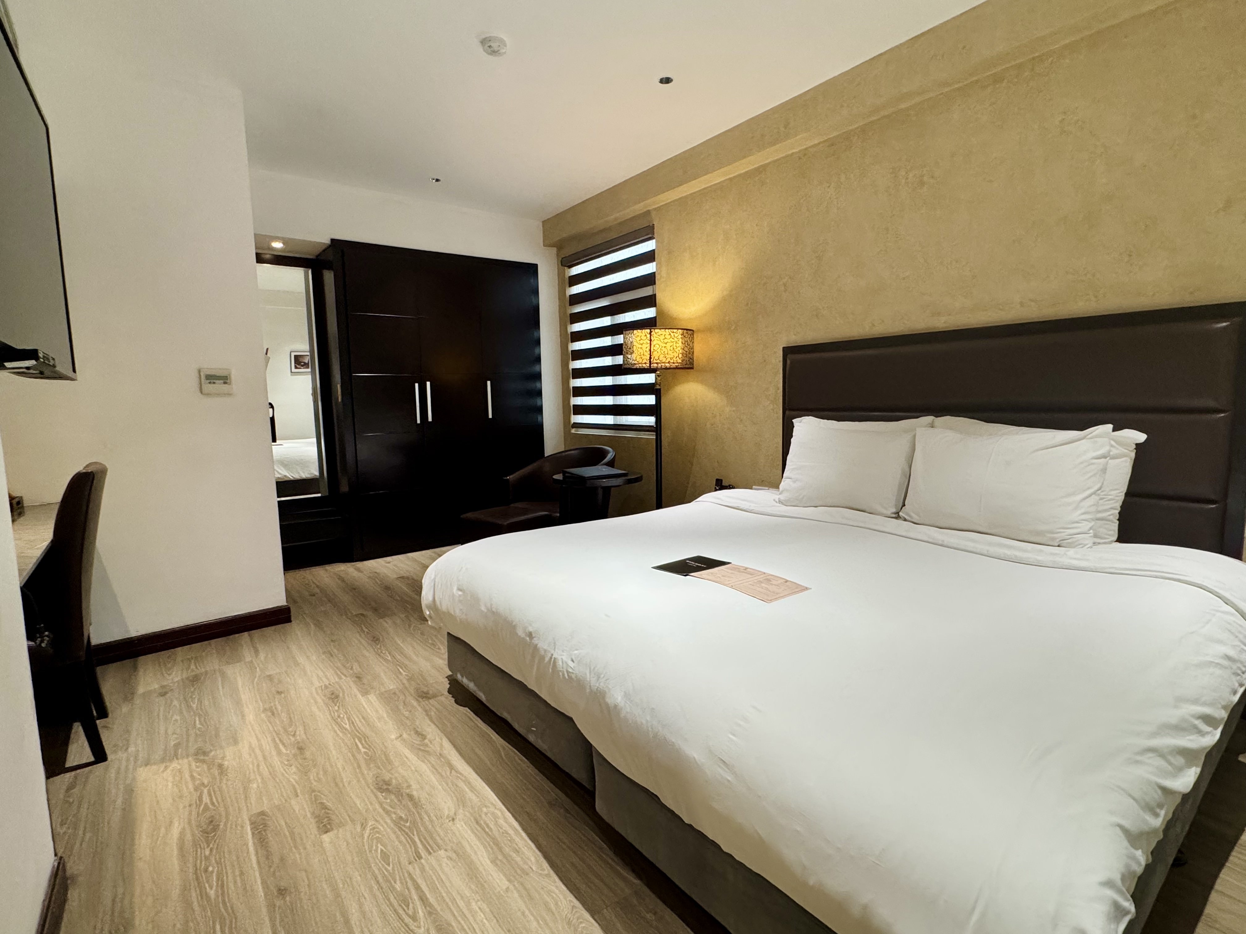 La Nueva Boutique Hotel Hanoi - Tap to explore photos