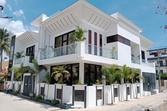 MOONLIGHT LUXURY VILLA