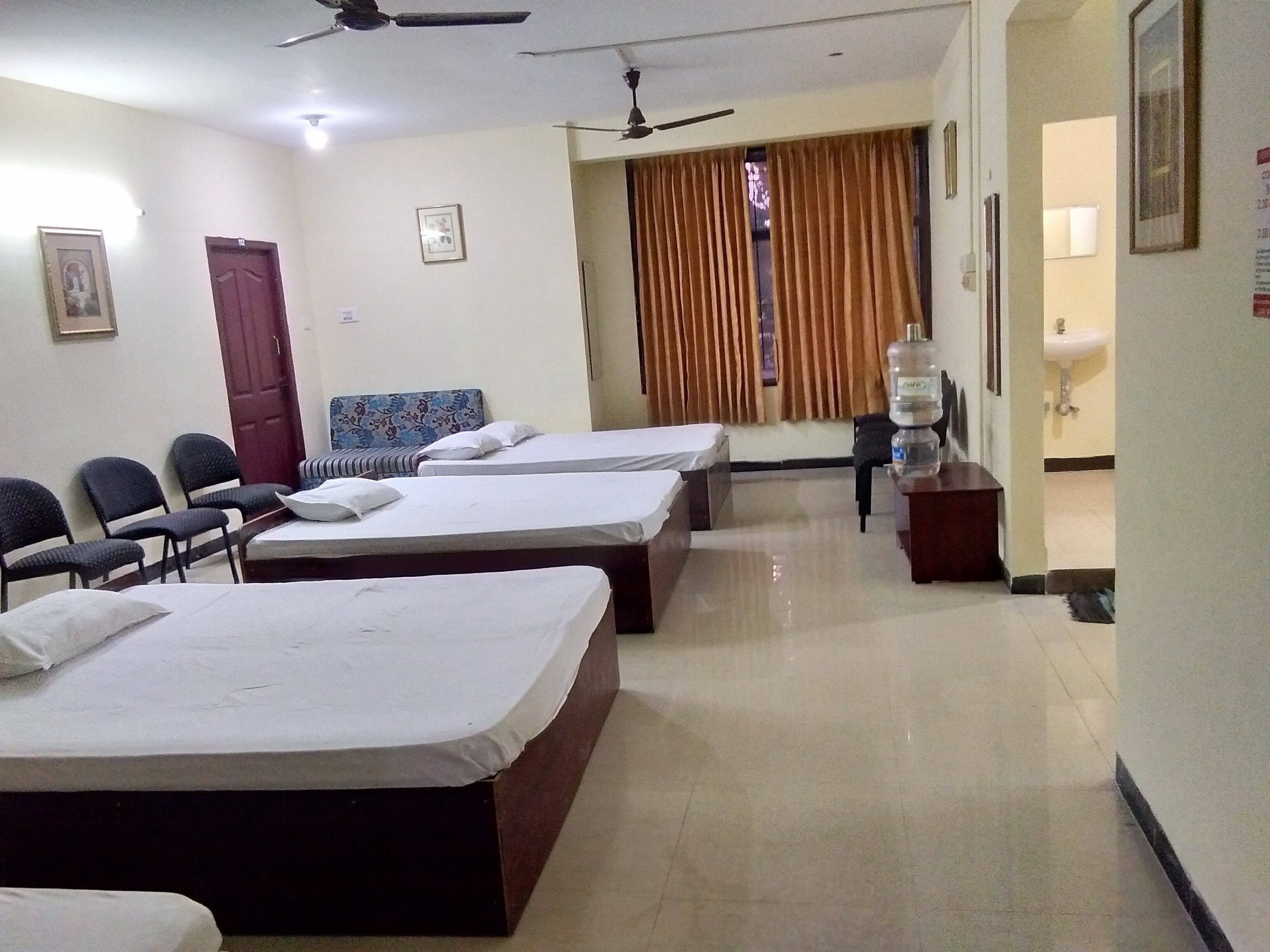 AISHVARYA RESIDENCY - Tap to explore photos