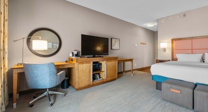 Hampton Inn Cape Girardeau I 55 East Room Type - 1KG HEARING W SFBD ACC NS