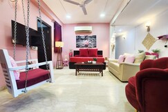 Luxurious modern 2BHK prime location Delhi