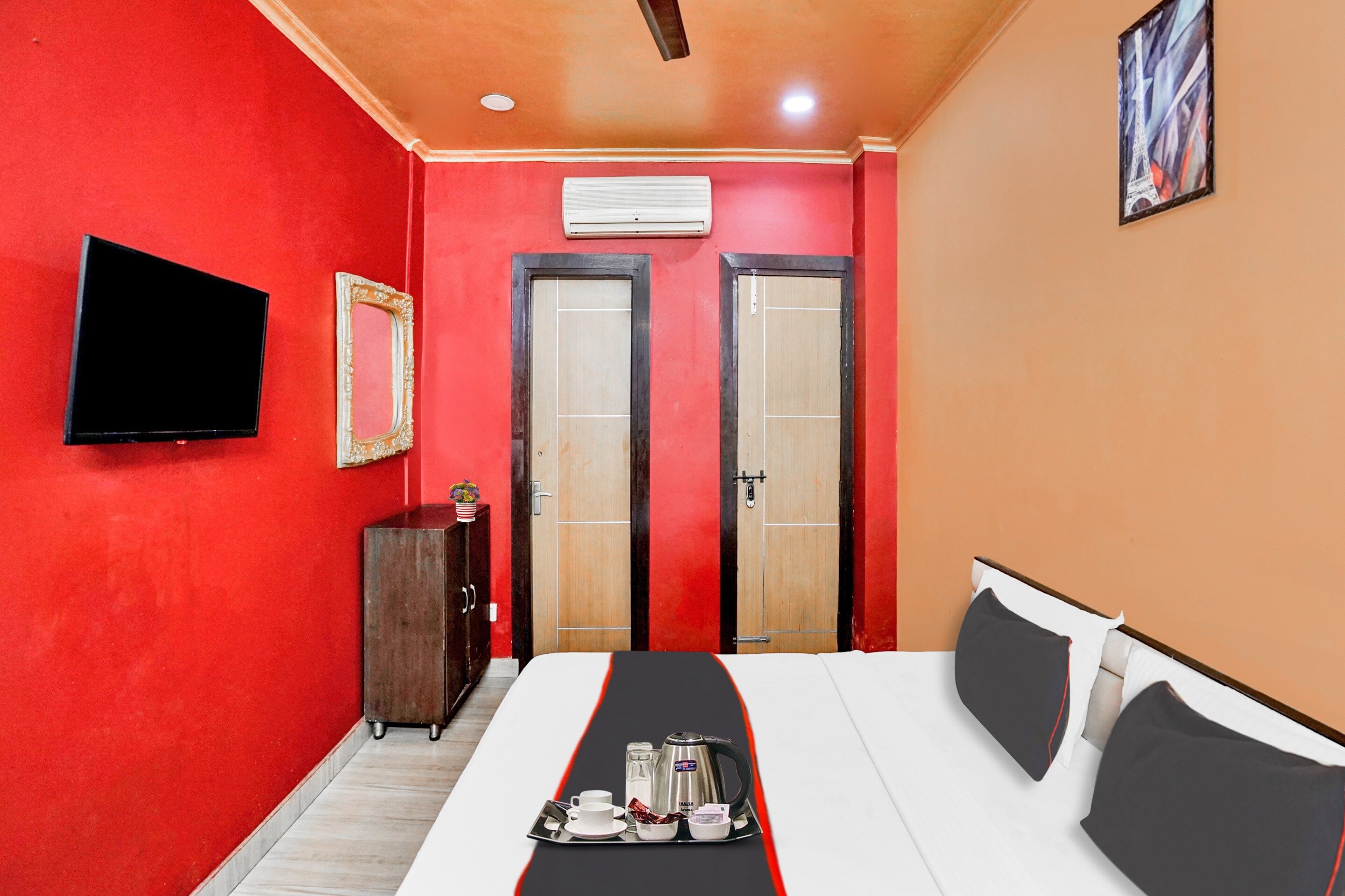 Collection O Chirag Hotel - Tap to explore photos