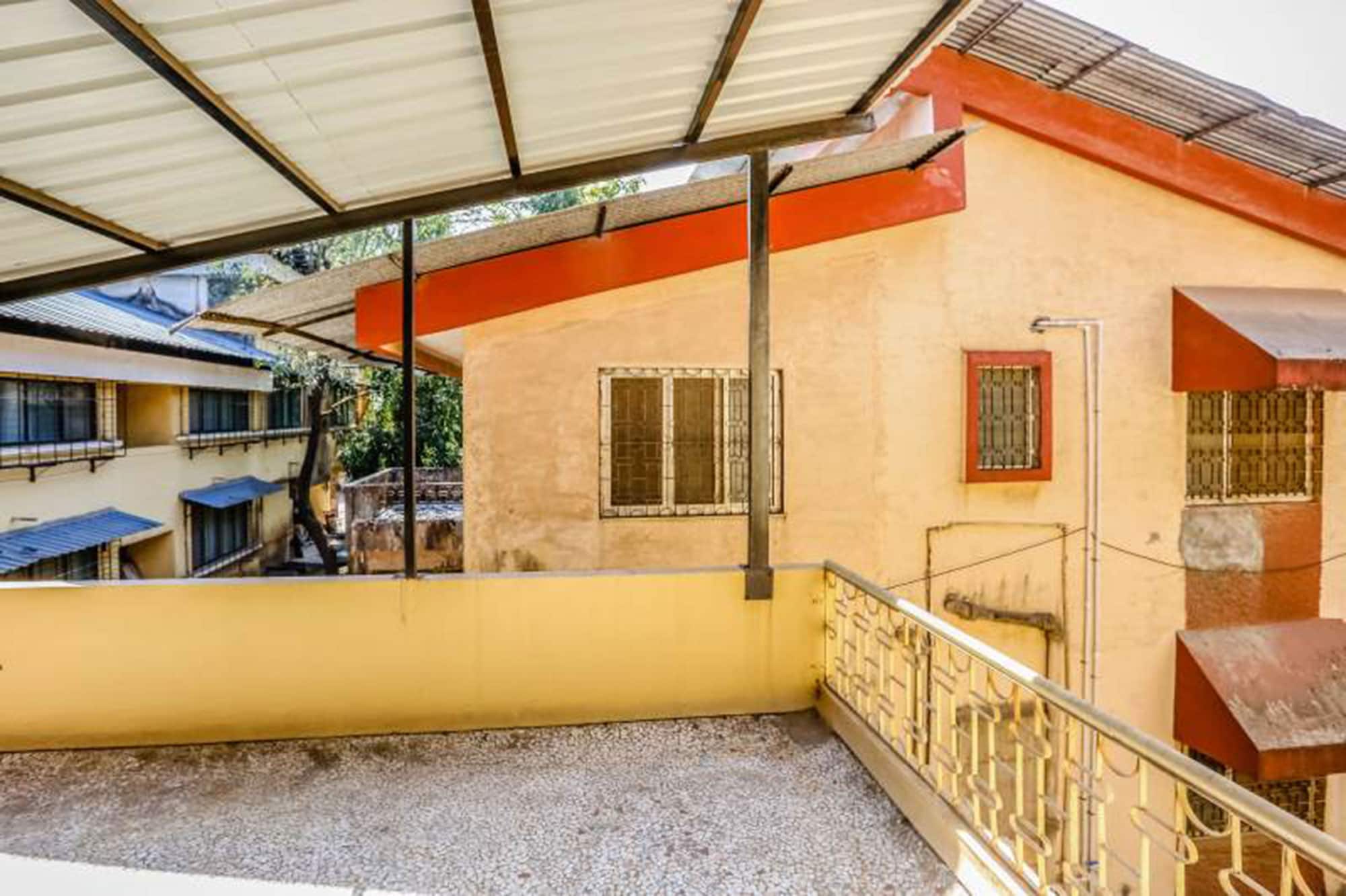 Ivy Empire villa - 3BHK in the heart of Lonavala - Tap to explore photos
