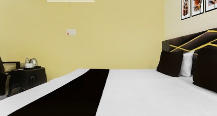 Hotel O Galaxy Inn Room Type - Classic