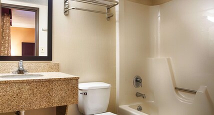 Best Western Park Hotel Room Type - 1 King Bed, Non-Smoking, Executive Room, Sofabed, Flat Screen Television, Microwave And Refrigerator Best Western Park Hotel Room Type - 1 King Bed, Non-Smoking, Executive Room, Sofabed, Flat Screen Television, Microwave And Refrigerator