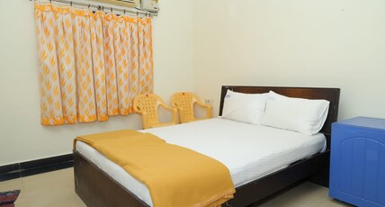 Hotel Brindavan Guest House Room Type - King Bed Room
