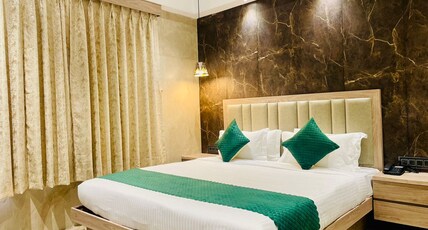 The Soni'oteL Room Type - Club Room