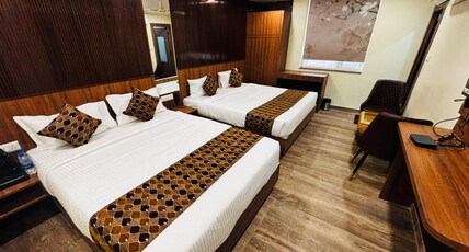 HOTEL DOWNTOWN Room Type - Family Room