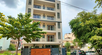 Green Vista Stays Room Type - Deluxe Room with Balcony