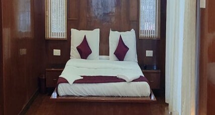 Aadhi Bharath kurinji villa Room Type - Deluxe Room