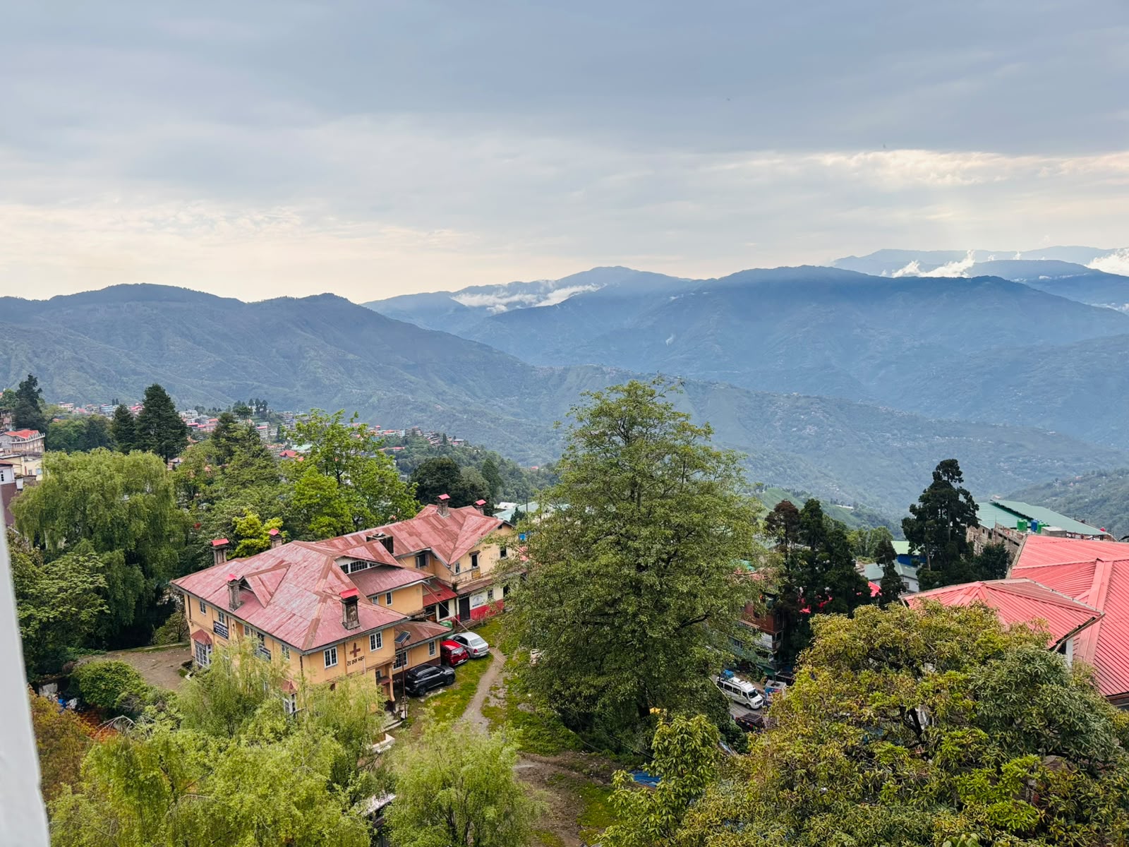 Conifer Suites & Spa Darjeeling - Tap to explore photos