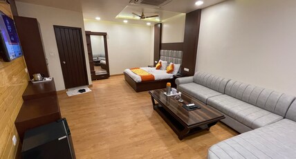 SIDDHARTH HOTEL Room Type - Suite Room